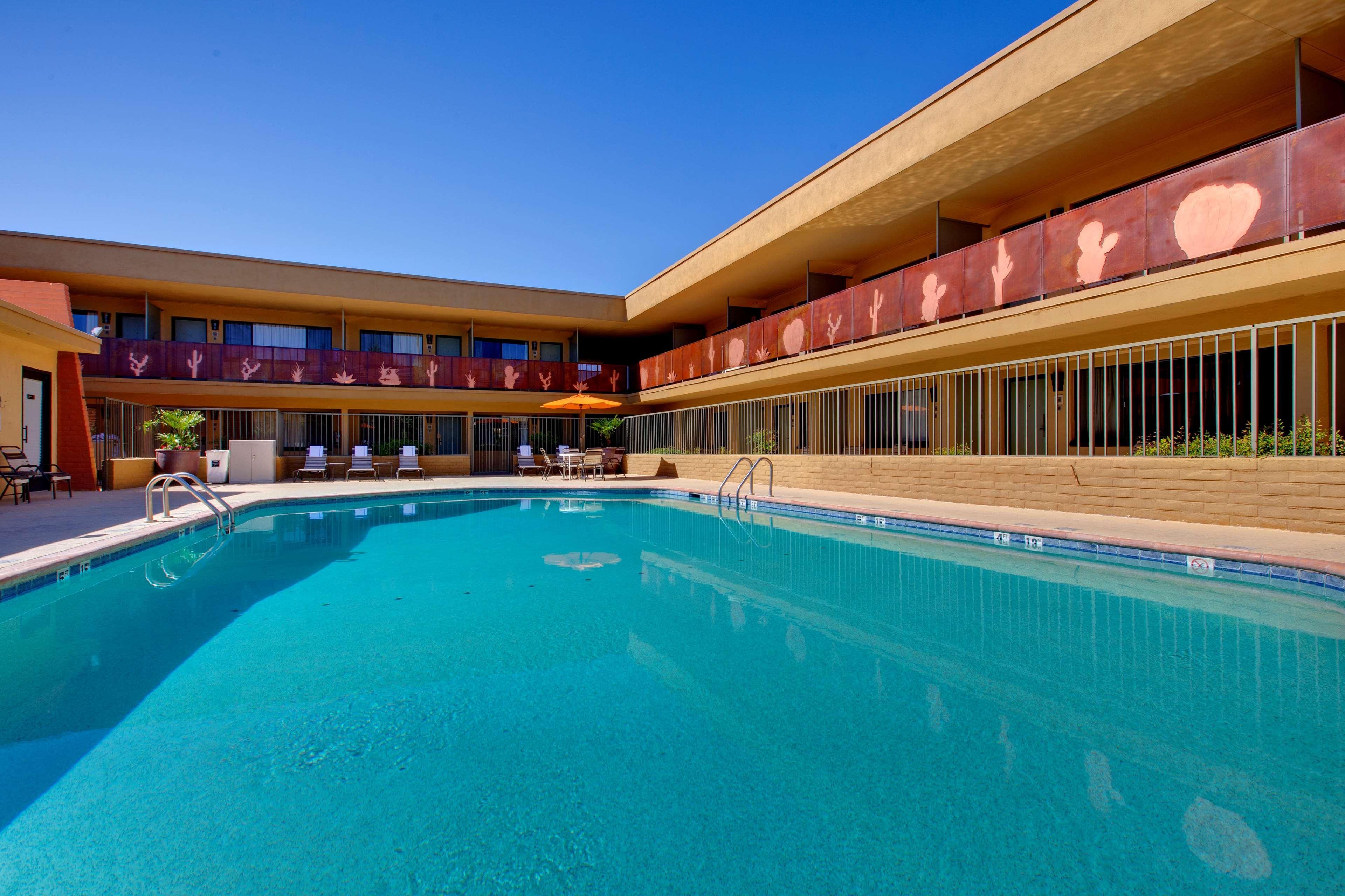 Best Western Royal Sun Inn & Suites Tucson Exterior foto