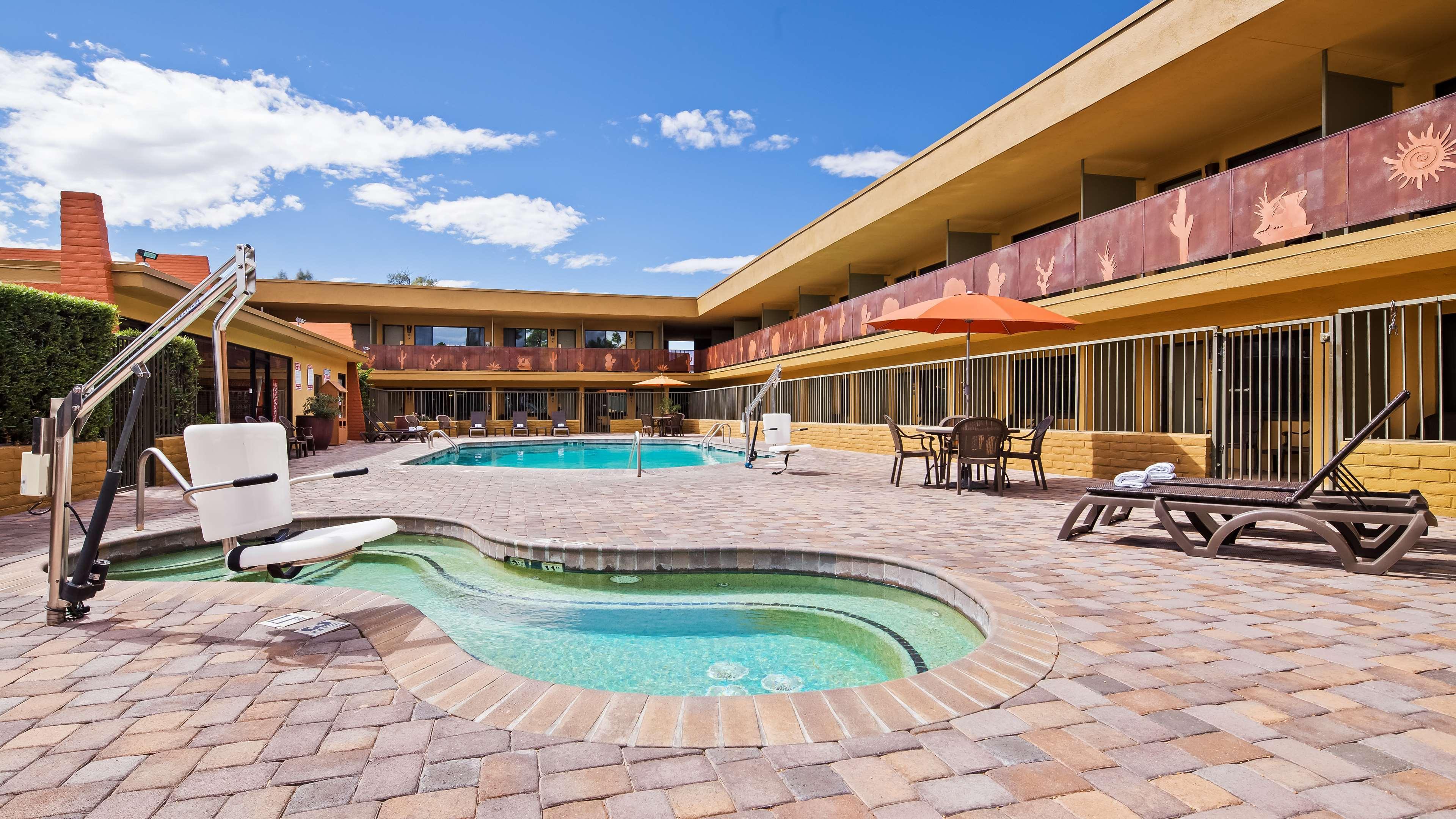 Best Western Royal Sun Inn & Suites Tucson Exterior foto