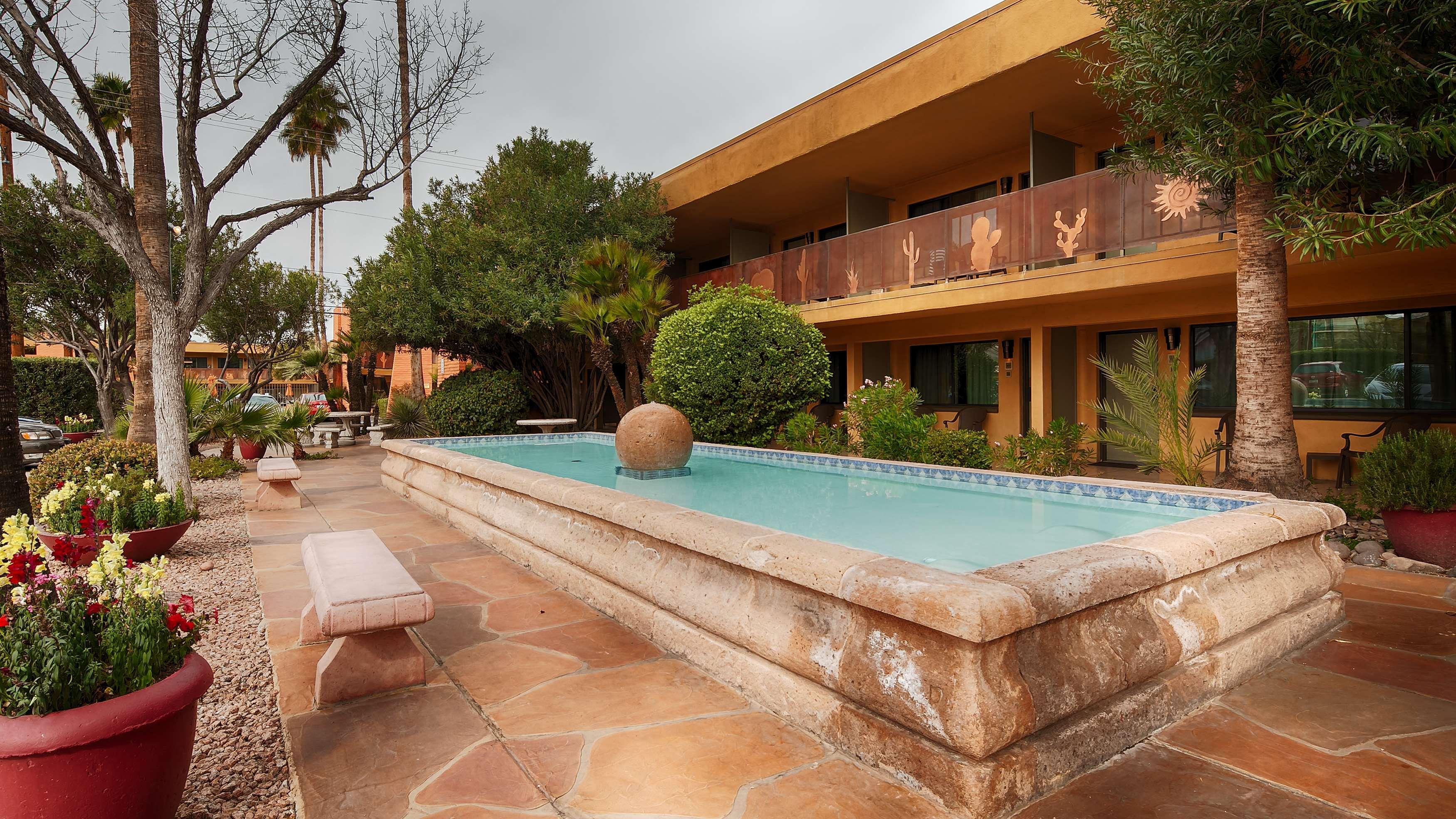 Best Western Royal Sun Inn & Suites Tucson Exterior foto