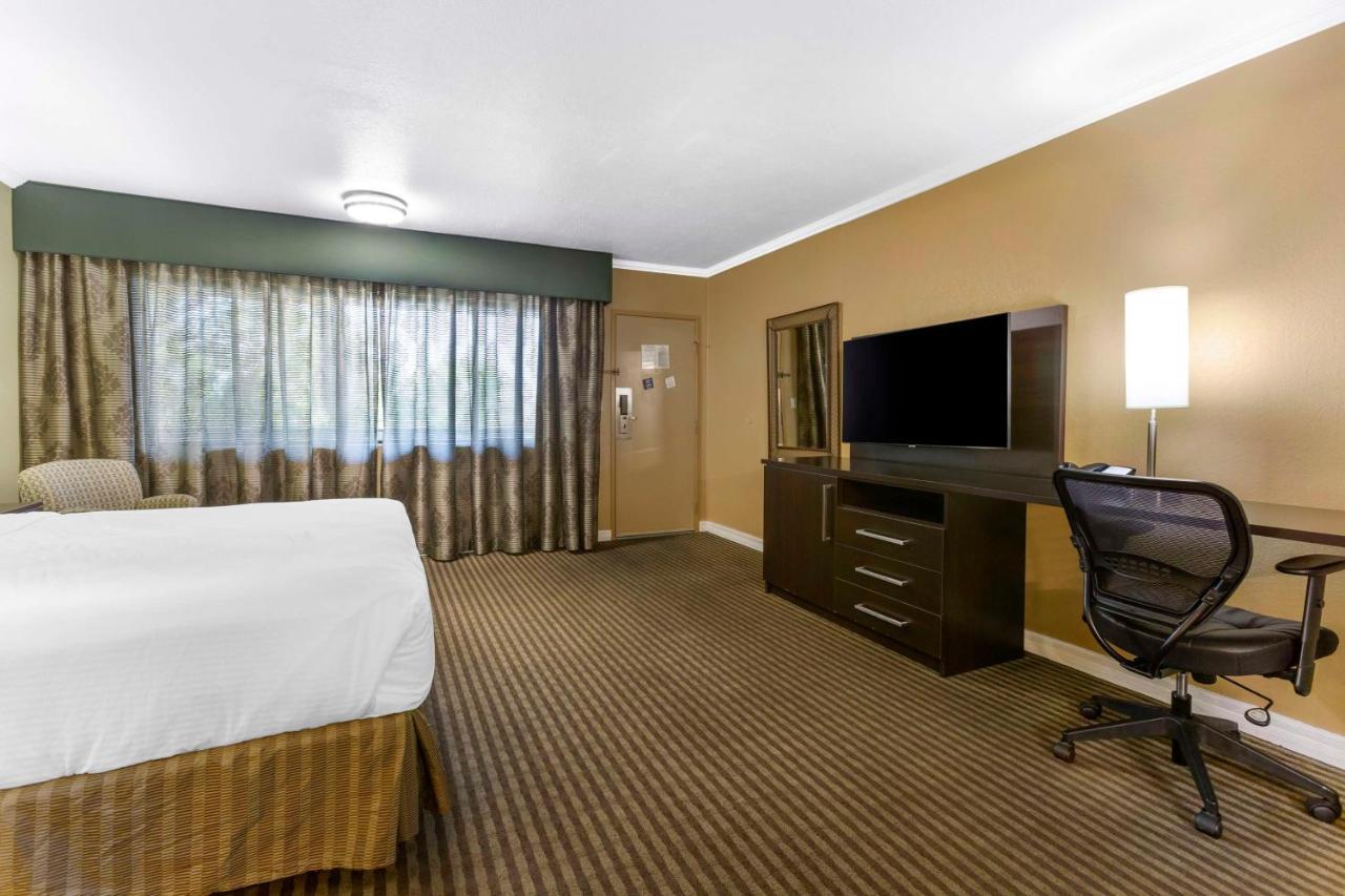 Best Western Royal Sun Inn & Suites Tucson Exterior foto