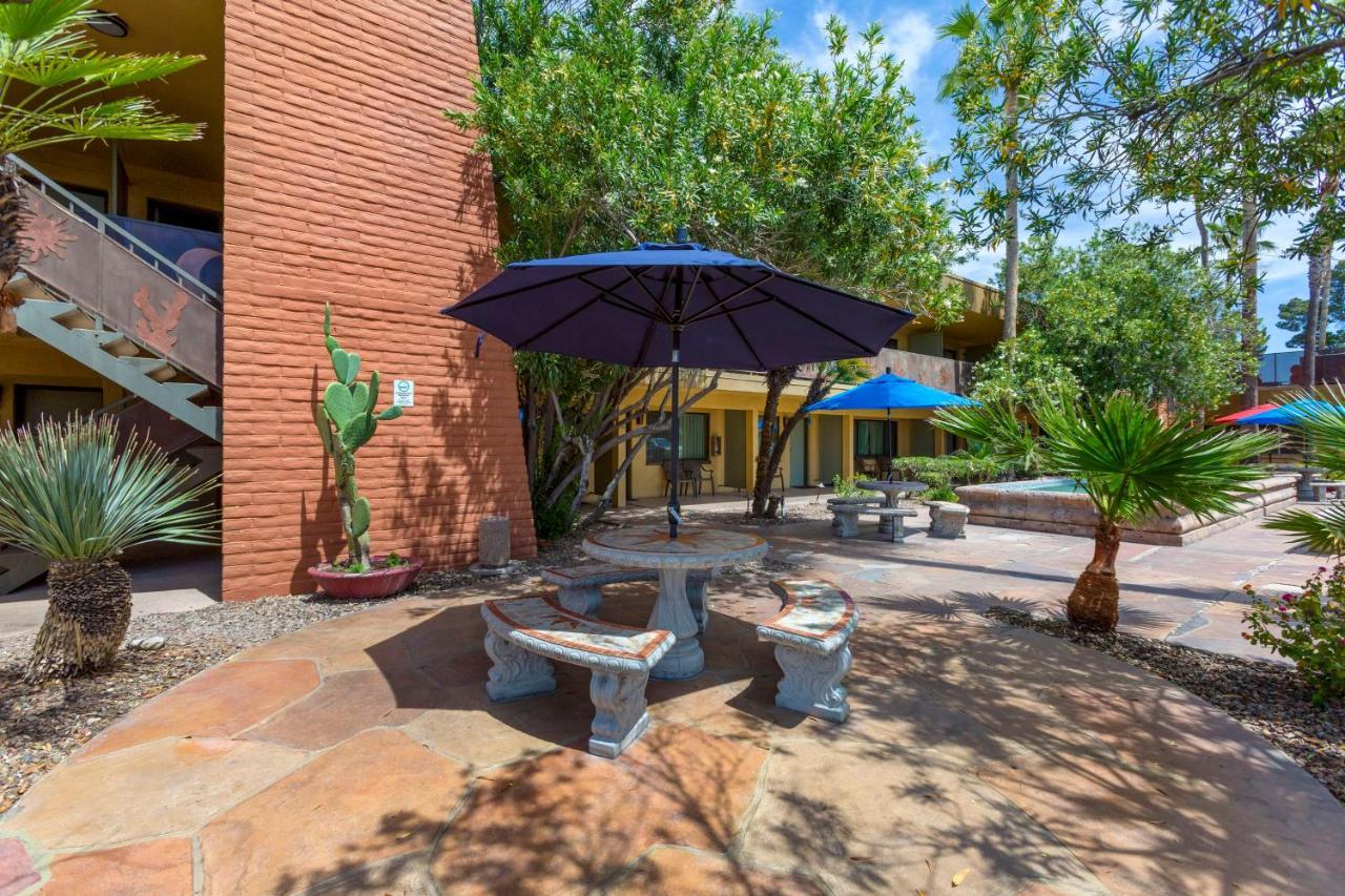 Best Western Royal Sun Inn & Suites Tucson Exterior foto