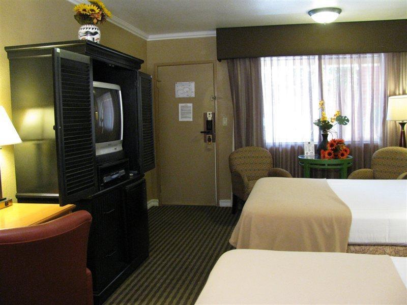Best Western Royal Sun Inn & Suites Tucson Exterior foto